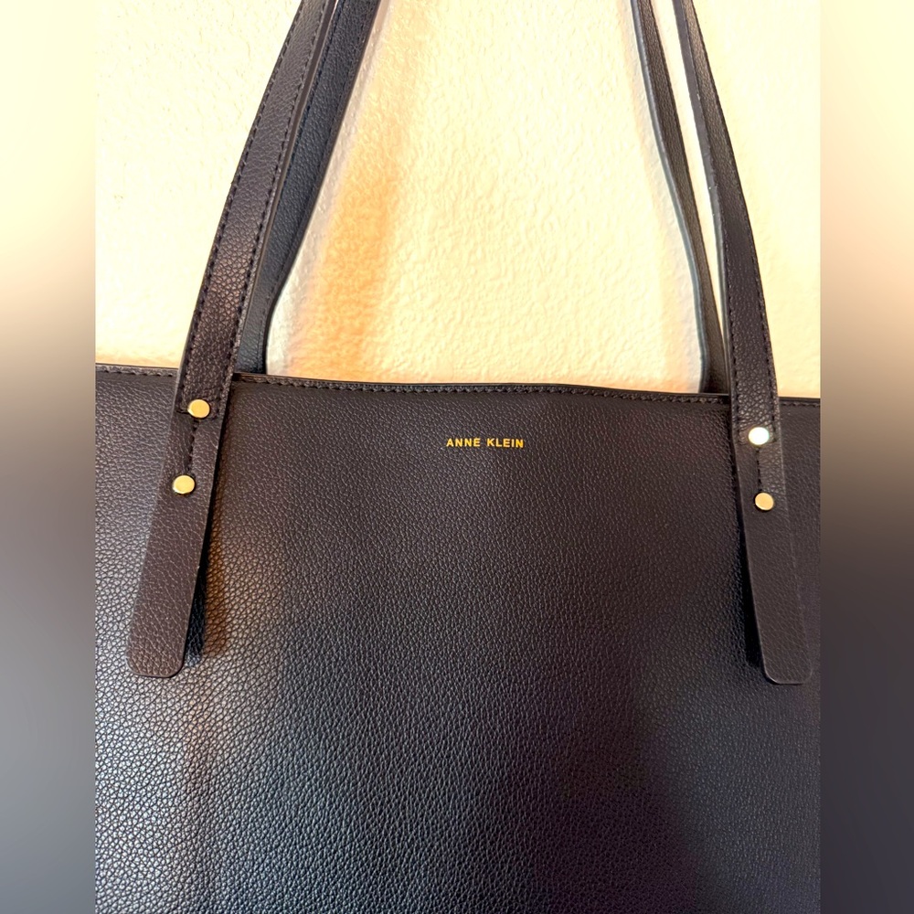 Women’s Anne Klein - Solid Black Faux Leather Tote Handbag - Excellent Condition - Picture 2 of 12